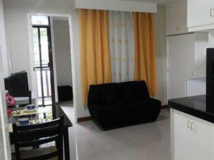 Big M Condotel Las Piñas Eksteriør billede