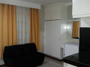 Big M Condotel Las Piñas Eksteriør billede